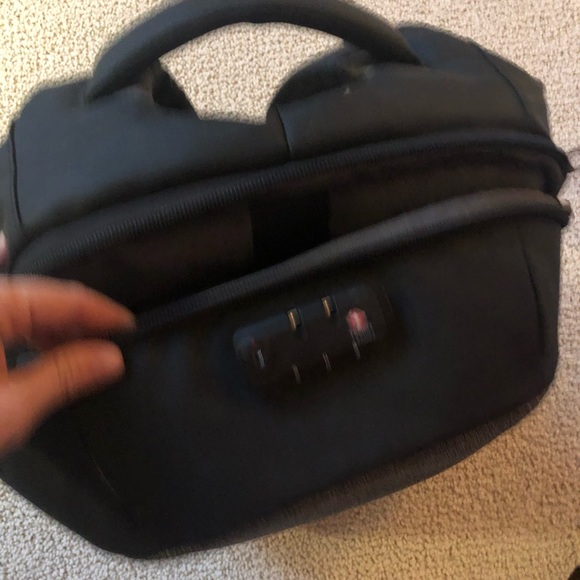 Korin Design Minimalist Backpack click pack Pro - Picture 13 of 16